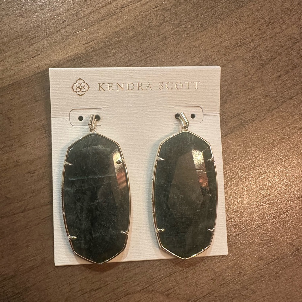 Kendra Scott Drop Earrings